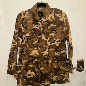 Love Tree Camouflage Utility Jacket